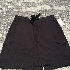 Converse One Star Black Skirt ~ size 8~ NWT